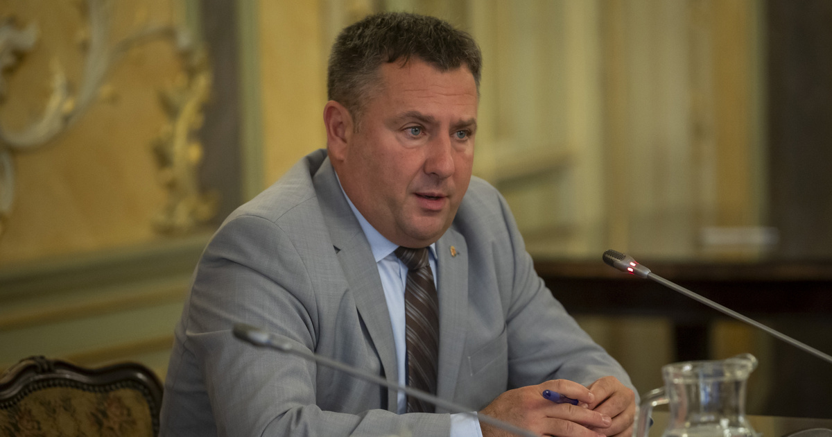 Letartóztatták Láng Zsoltot egy kétmilliárdos önkormányzati korrupciós ügyben