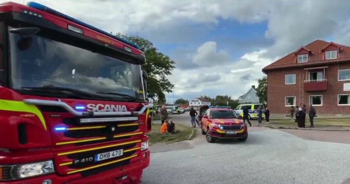 En död efter svärdsattack på gymnasium i Fagersta