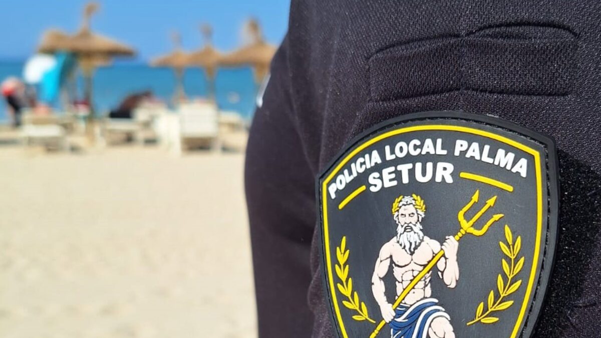 Vendedor ambulante detenido en s'Arenal por vender marihuana a turista ante agentes encubiertos