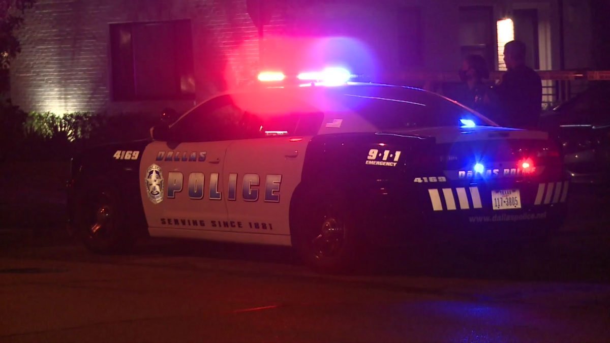 Suspect held after triple shooting in Dallas entertainment district