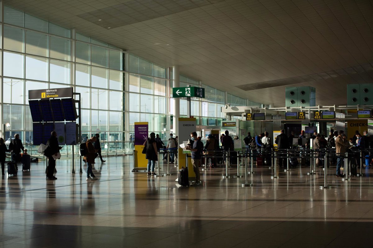 Detenido con más de 30 kilos de cocaína en el Aeropuerto de Barcelona