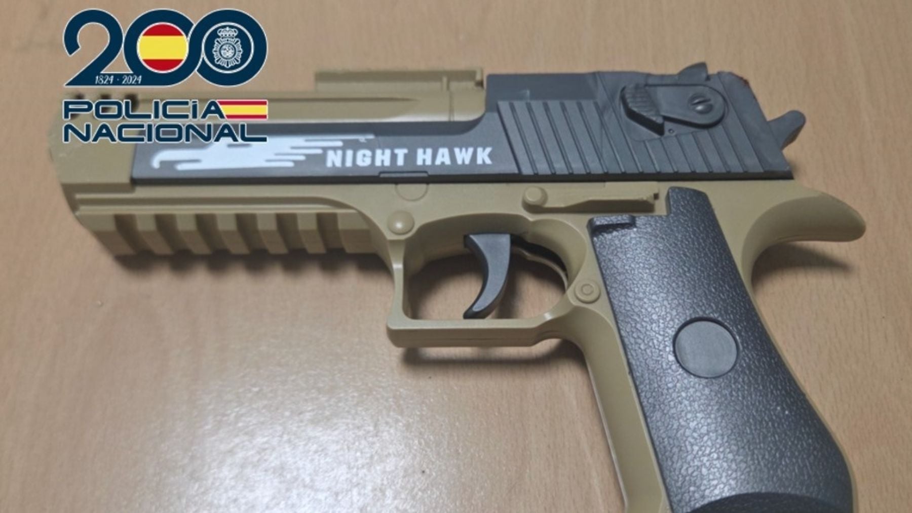 Detenido en Granada con pistola simulada tras agredir a dos policías y con más de 30 antecedentes