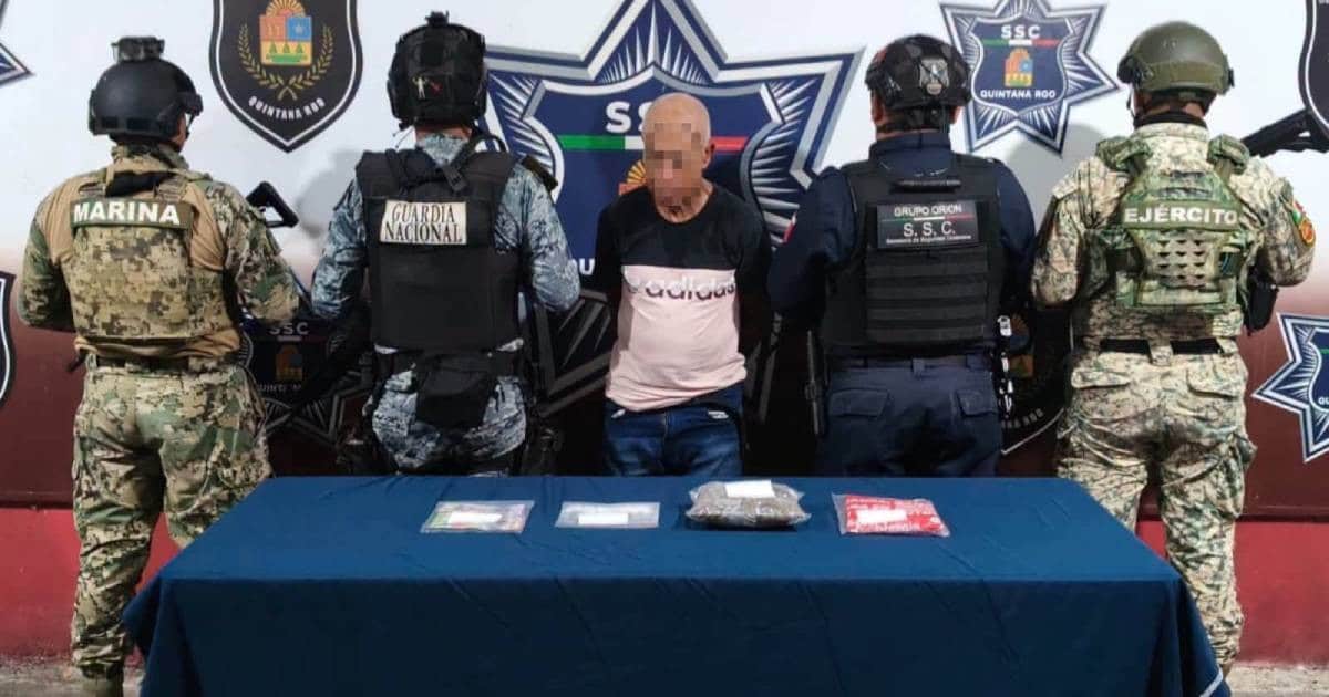 Cubano arrestado en Cancún con 102 dosis de droga y billetes falsos