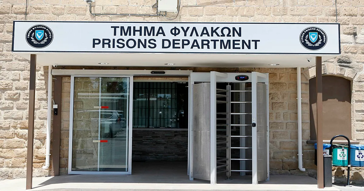 Ποινική έρευνα για πλαστές αναρρωτικές σε δεσμοφύλακες – δύο γιατροί στο στόχαστρο
