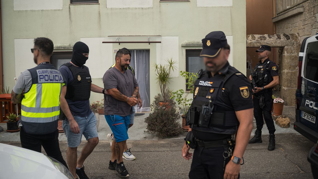 Cocaína en A Pobra do Caramiñal: la DEA alertó a la Policía Nacional del alijo