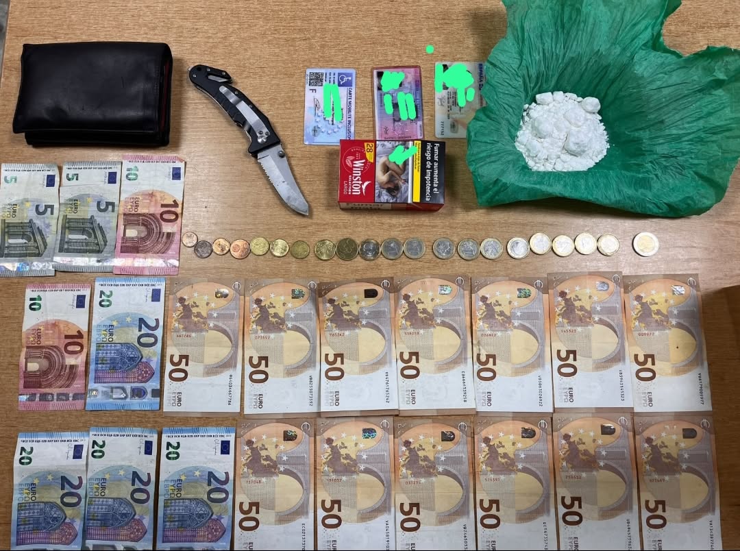 Detenido en Chiclana con 56 gramos de cocaína y 774 euros tras control de botellona