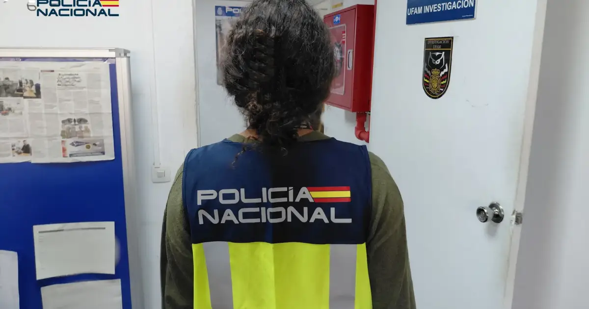 Entrenador de voleibol detenido en Palma por violar a una jugadora de 15 años y dejarla embarazada