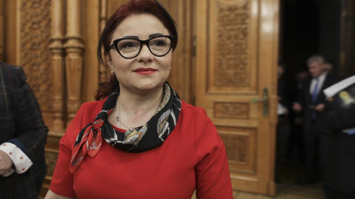 Secretarul general al Guvernului, Cristina Trăilă, audiată la DNA ca suspectă