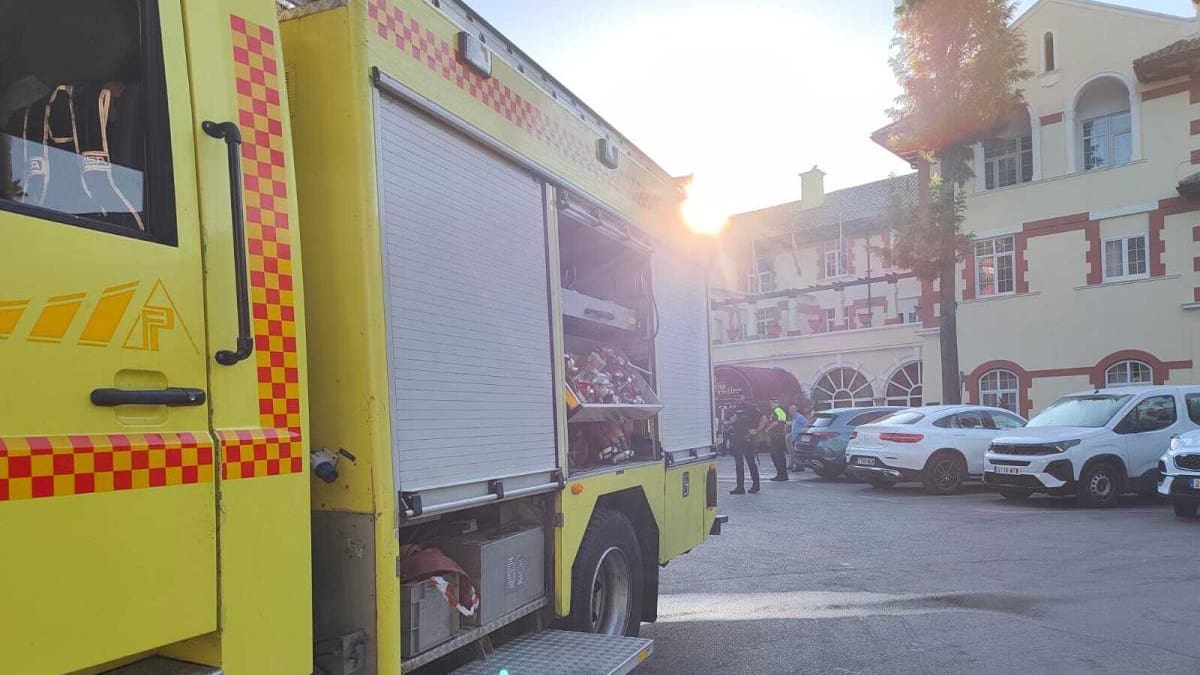 Detenido un hombre por incendio intencionado en el Hotel Reina Cristina de Algeciras