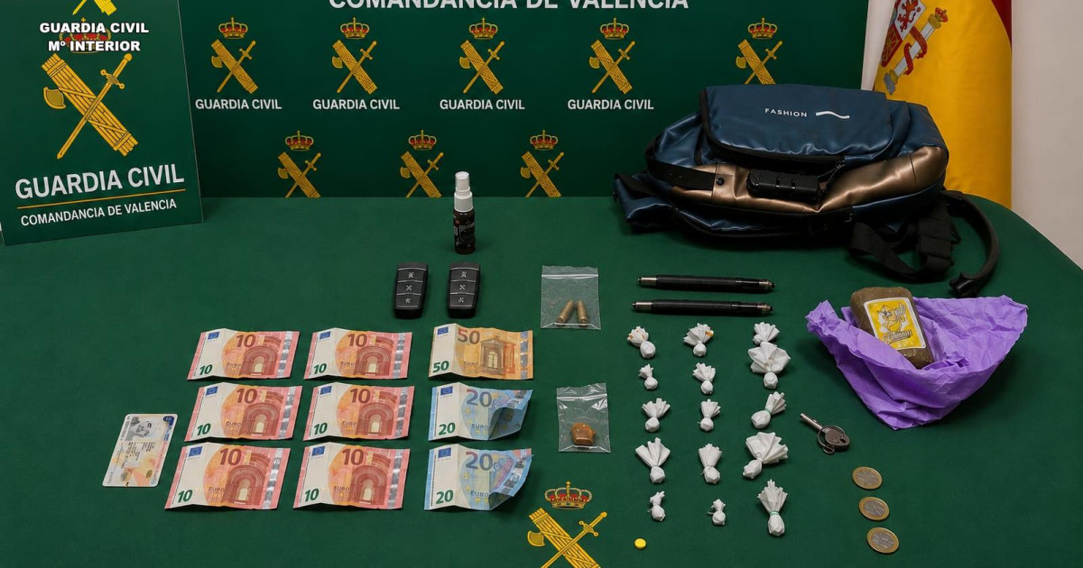 Detenido en Chiva con cocaína, hachís, éxtasis y dos bolígrafos-pistola en las fiestas patronales