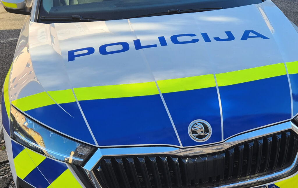 Pod Šmarno goro izstreljeni naboji, policija raziskuje okoliščine