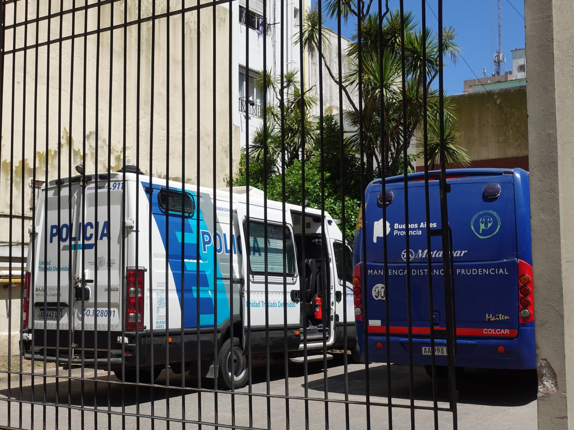 Policía detenido en Batán enfrenta nueva imputación por robo agravado en Mar del Plata
