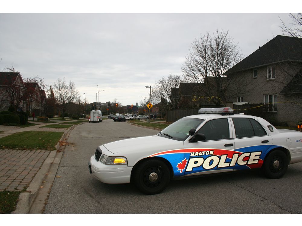 Mississauga Resident Arrested in Hamilton with Loaded Handgun, Stolen Car