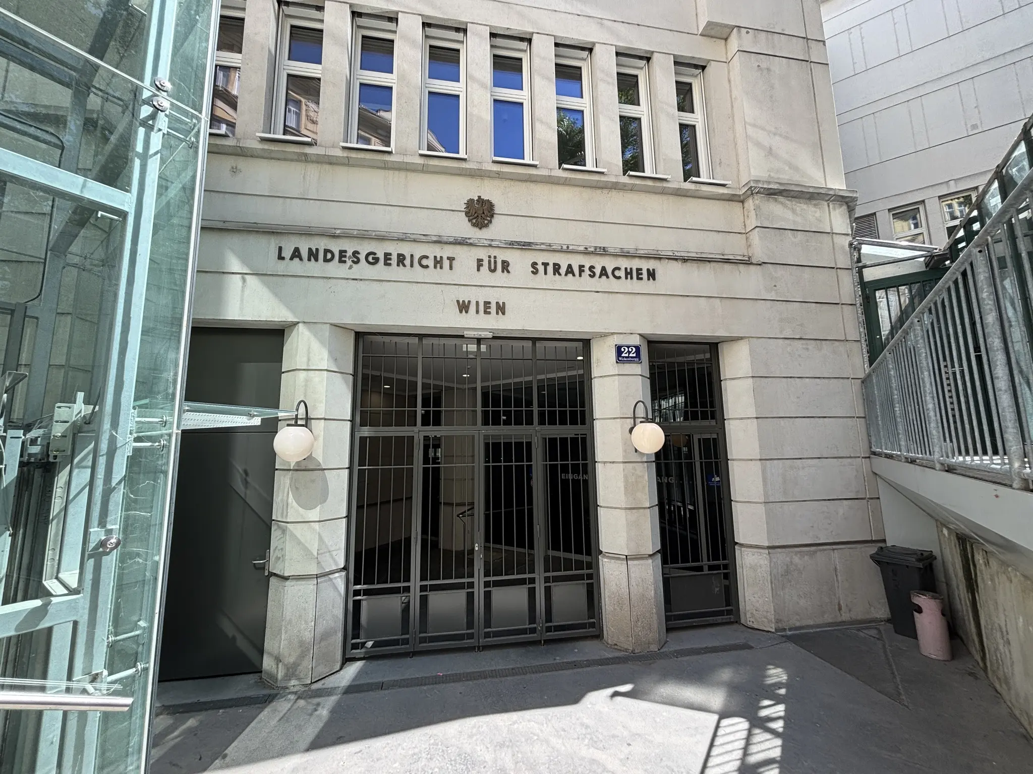 Wiener Landesgericht verhandelt Cybergrooming-Fall mit drei minderjährigen Opfern