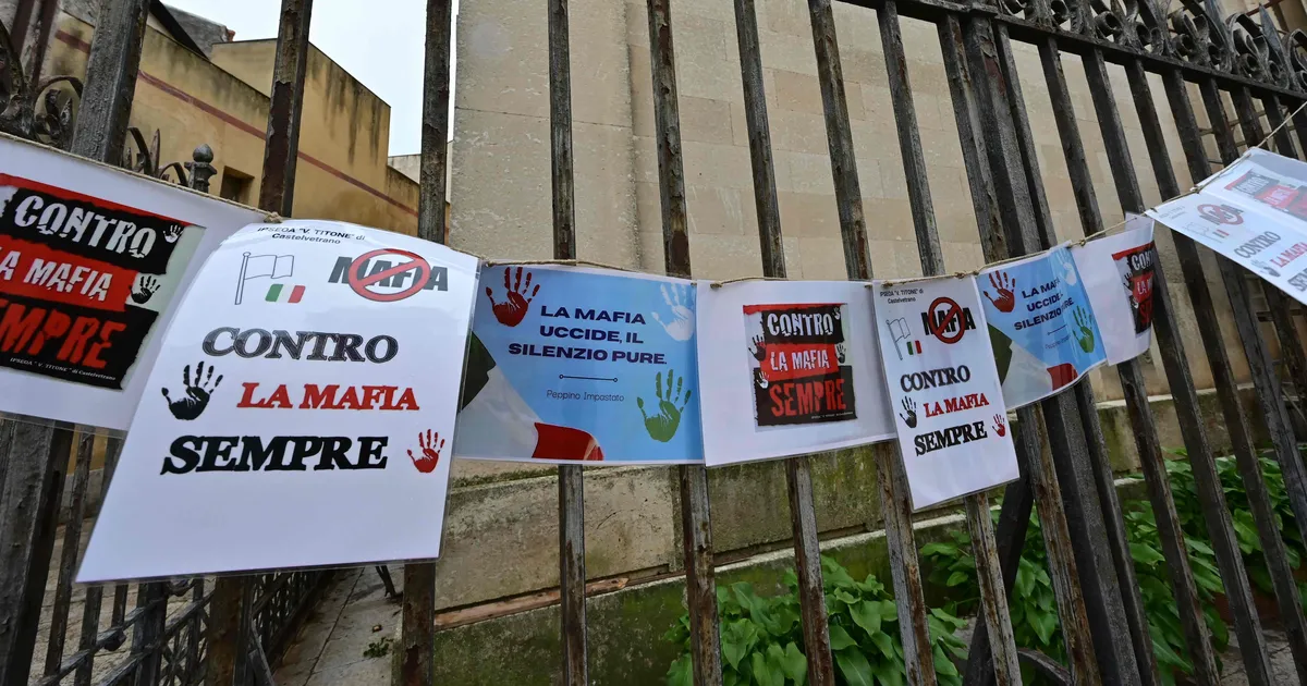 La polizia italiana sequestra beni per 200 milioni di euro del boss mafioso siciliano Matteo Messina Denaro