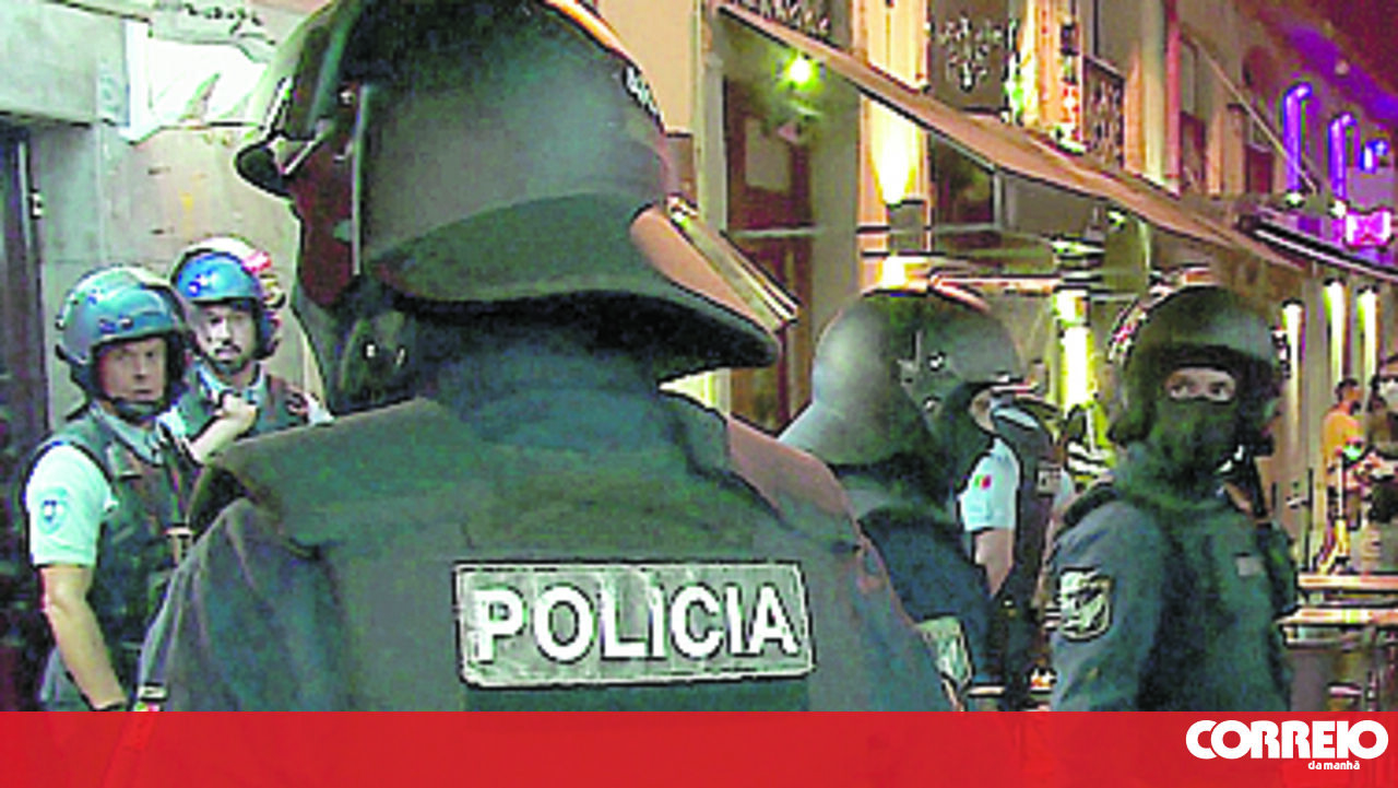 Turista assaltado sob ameaça de pedradas no Cais de Sodré, Lisboa