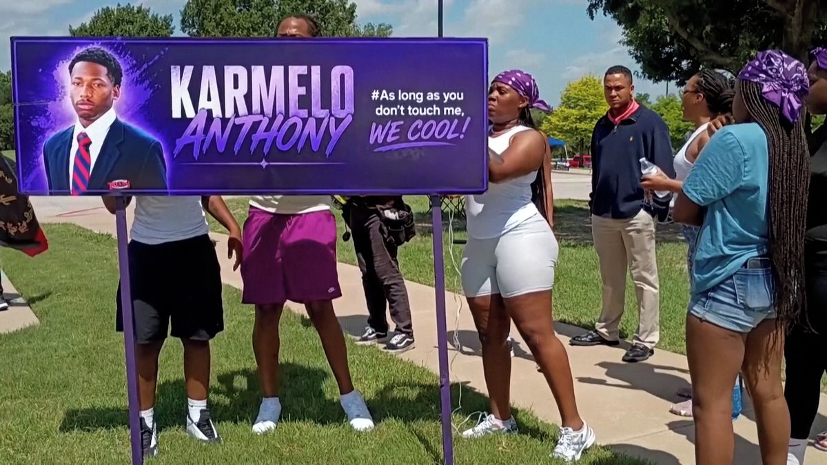 Texas teen sentenced to 35 years for fatal stabbing at school sports event