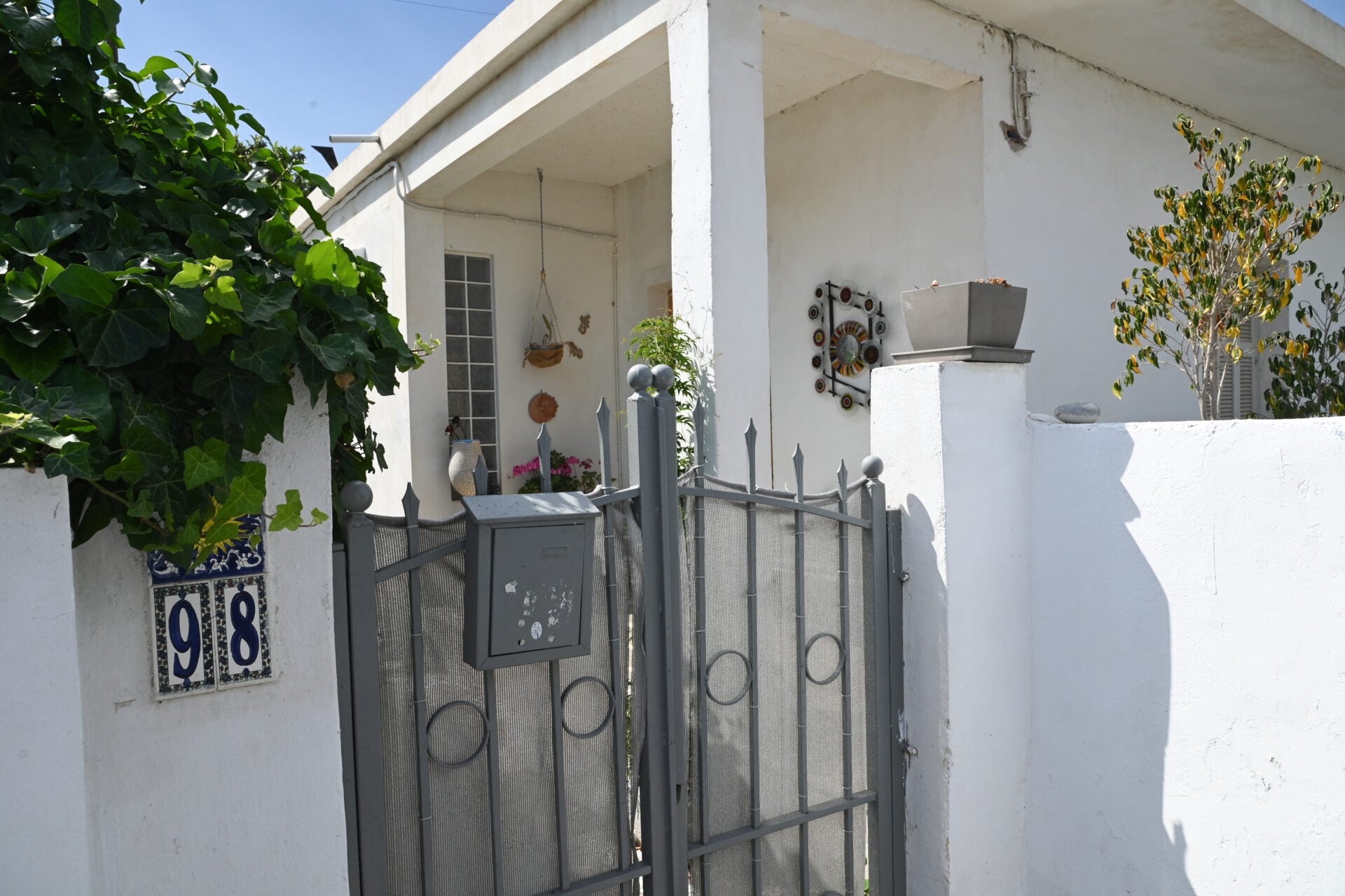 Αίγιο: Αναζητείται το κίνητρο για τη διπλή δολοφονία – Τι κατέγραψαν οι κάμερες ασφαλείας