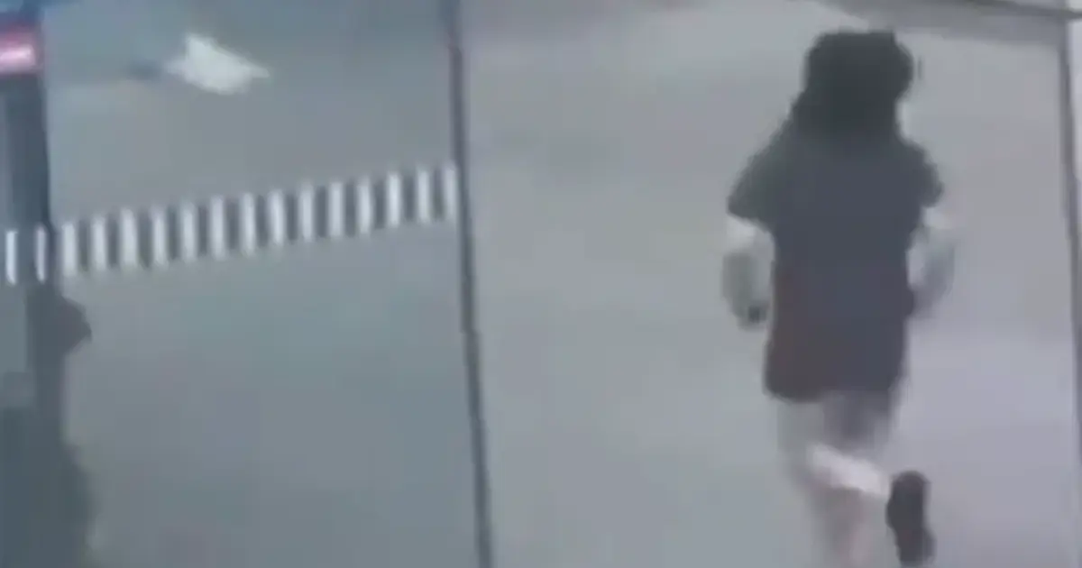Messerangriff auf Bahnhof in der Schweiz: Drei Verletzte, Polizei spricht von Terrorakt
