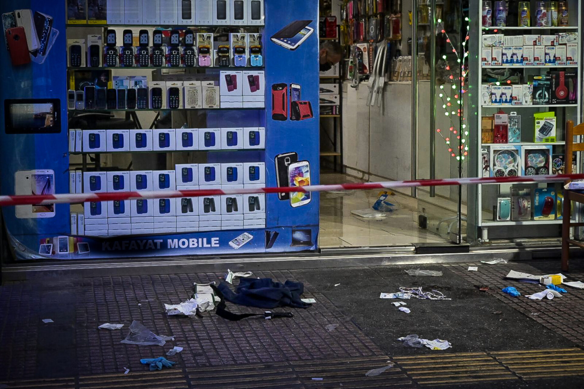 Τρεις συλληφθέντες για ένοπλη εισβολή σε κατάστημα στα Πατήσια