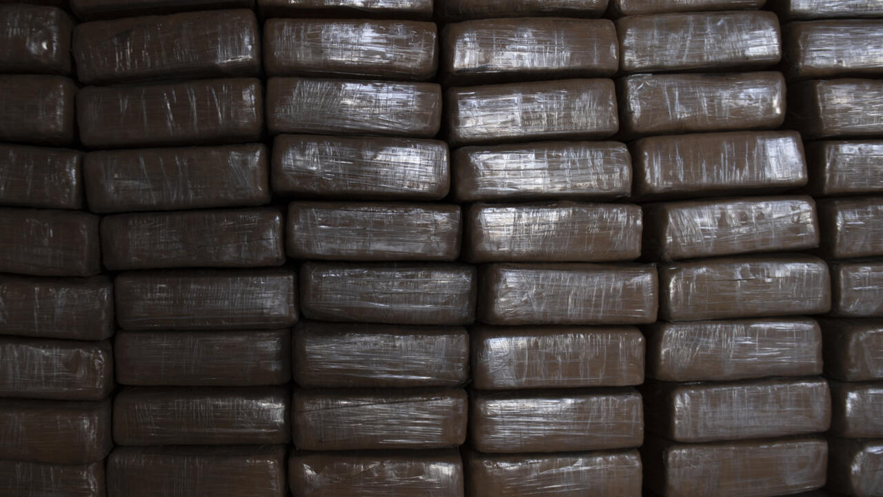 Saisie record de plus d'une tonne de cocaïne en Haïti