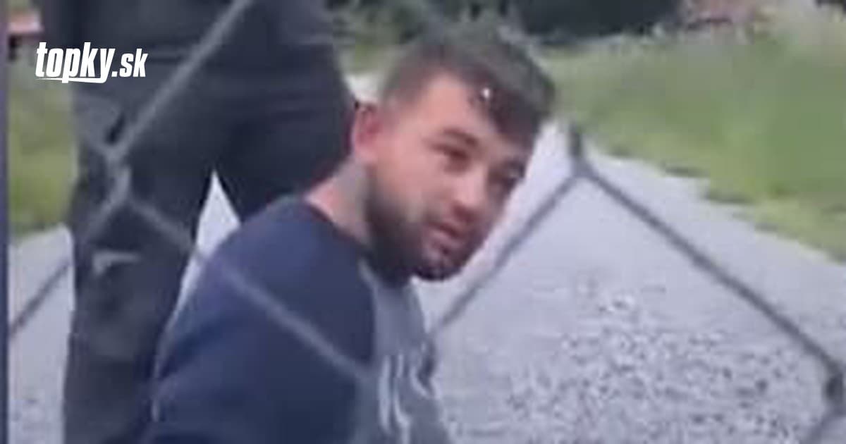 V Gelnici policajti zadržali 21-ročného muža, rodina hovorí o zlomenej nohe