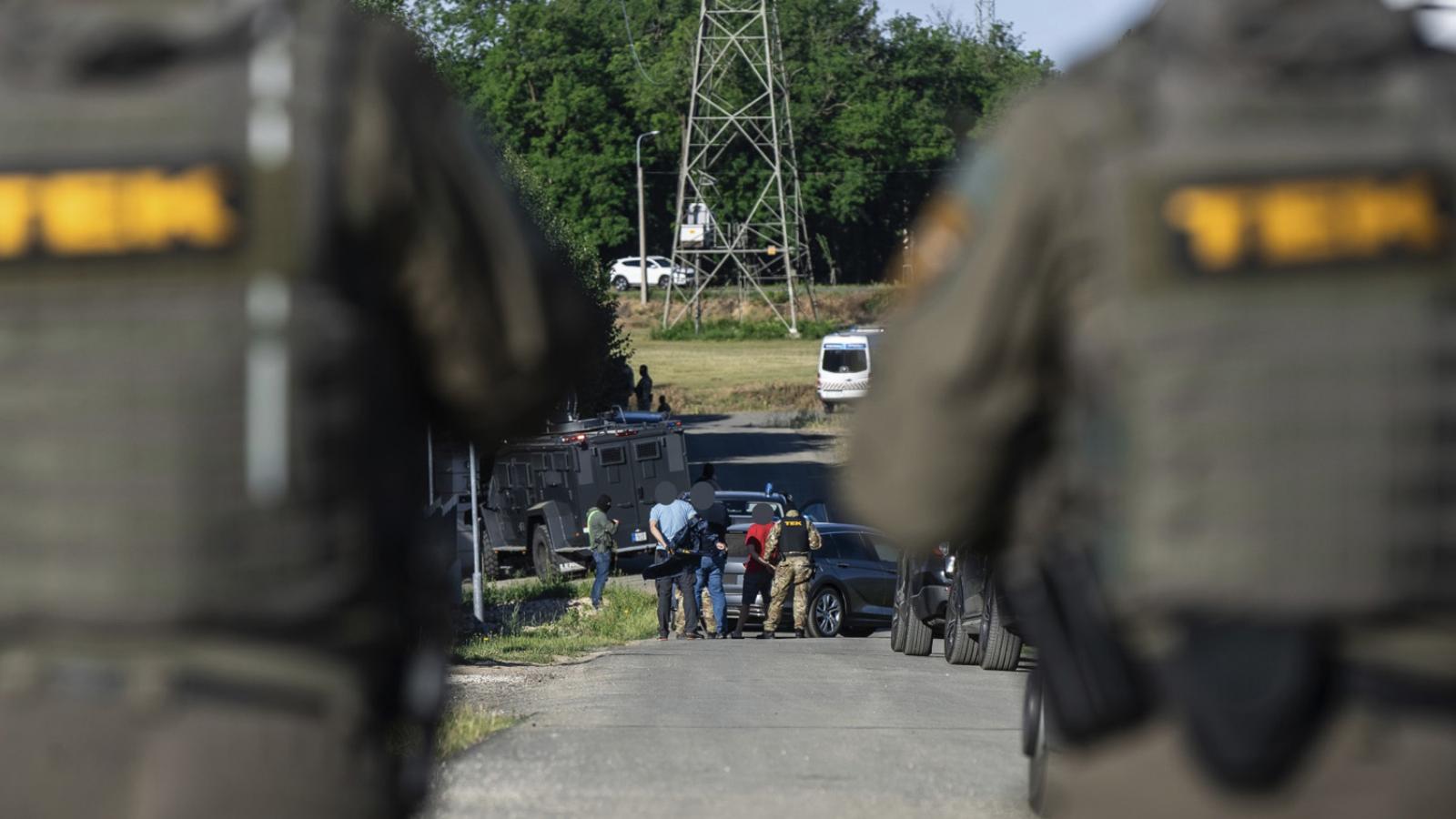 Ukrán-magyar gyógyszerhamisító bandát számolt fel a rendőrség