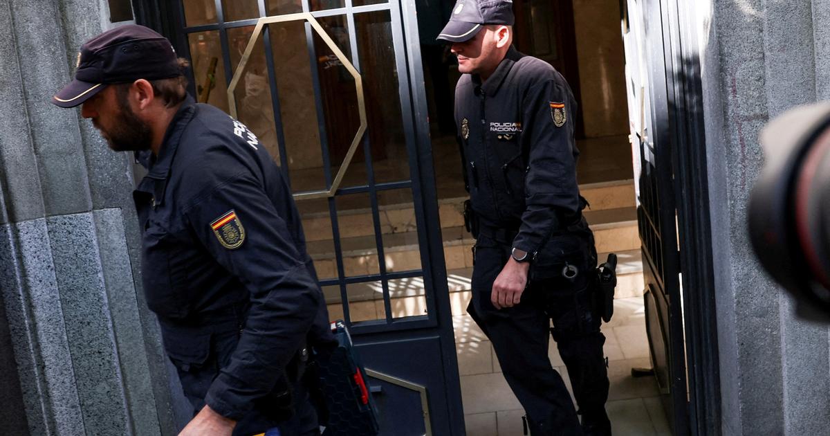 El ex presidente Zapatero, imputado por fraude fiscal y contrabando tras el hallazgo de joyas valoradas en 1,3 millones