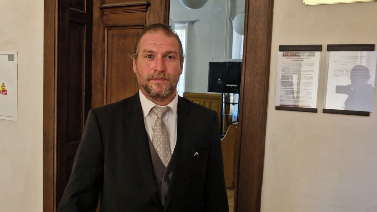 Chovatel koní znásilnil tři nezletilé, odvolací soud potvrdil šest let