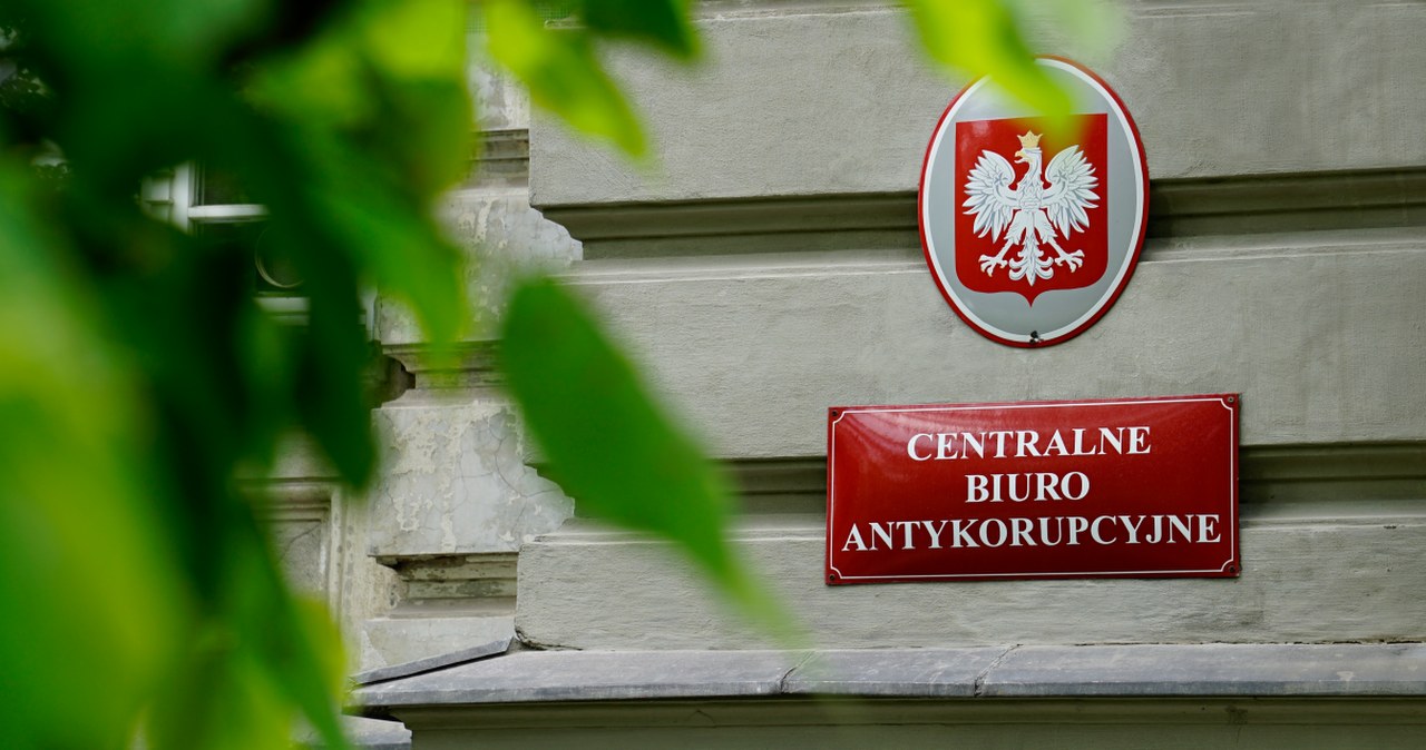 CBA zwalnia funkcjonariuszkę po zarzutach w sprawie Pegasusa