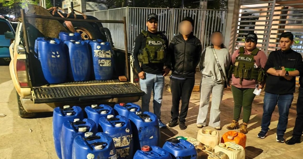 Dos detenidos en Montero por transportar 730 litros de gasolina sin papeles