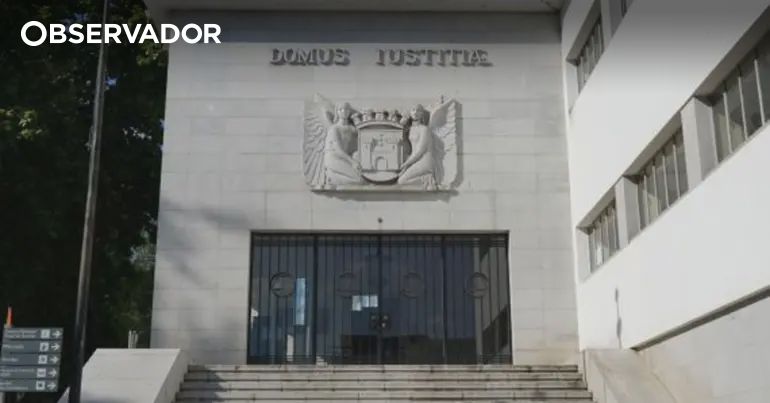 Homem detido por roubos de ouro em Elvas e Campo Maior fica em prisão preventiva