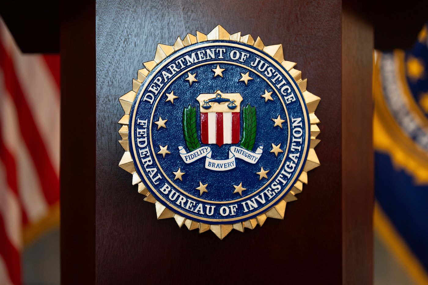 FBI investigates border shooting near Peace Arch crossing in Blaine, Wash.