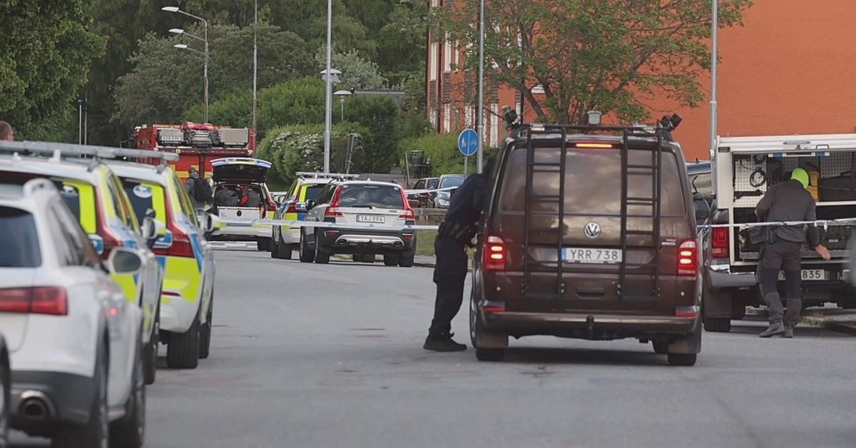 Man skjuten på parkeringsplats i Jordbro – mordförsök utreds