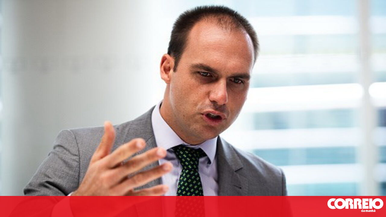 PGR do Brasil pede condenação de Eduardo Bolsonaro por coação ao STF