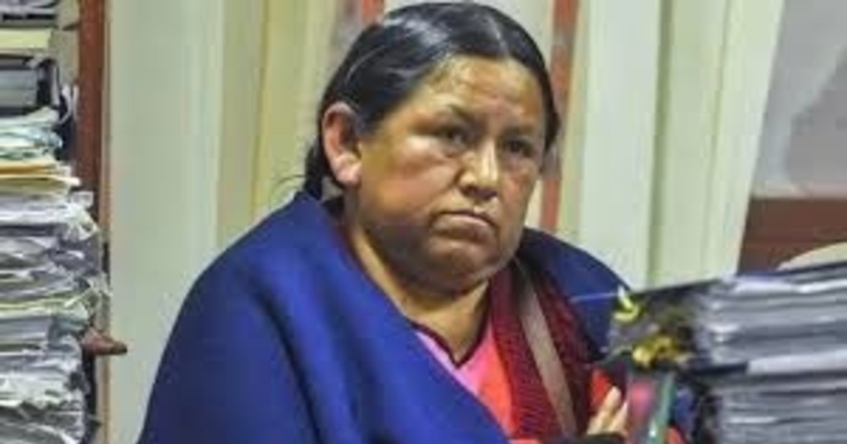 Exministra Achacollo no aparece ante la justicia y Fiscalía pedirá rebeldía e Interpol