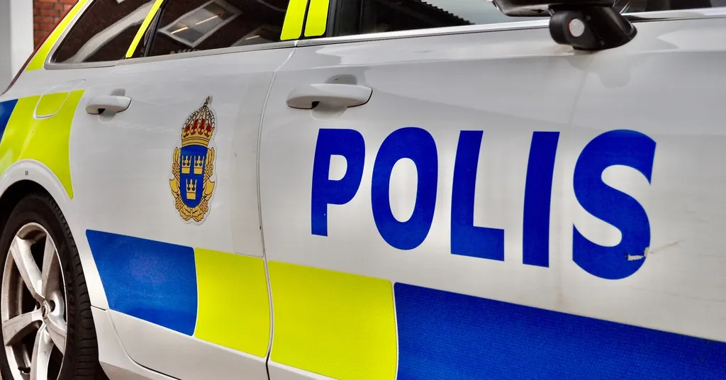 Skottlossning i Jordbro – en person träffad