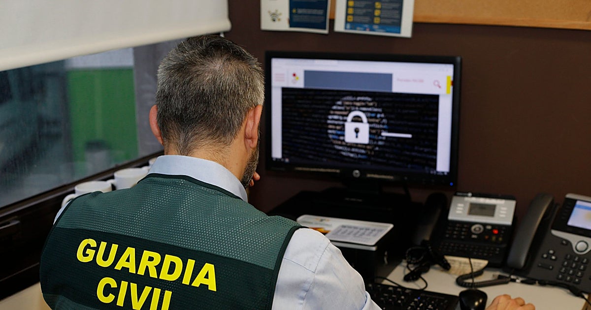 Dos mujeres detenidas en A Coruña por drogar a una víctima y robarle 2.910 euros en banca online