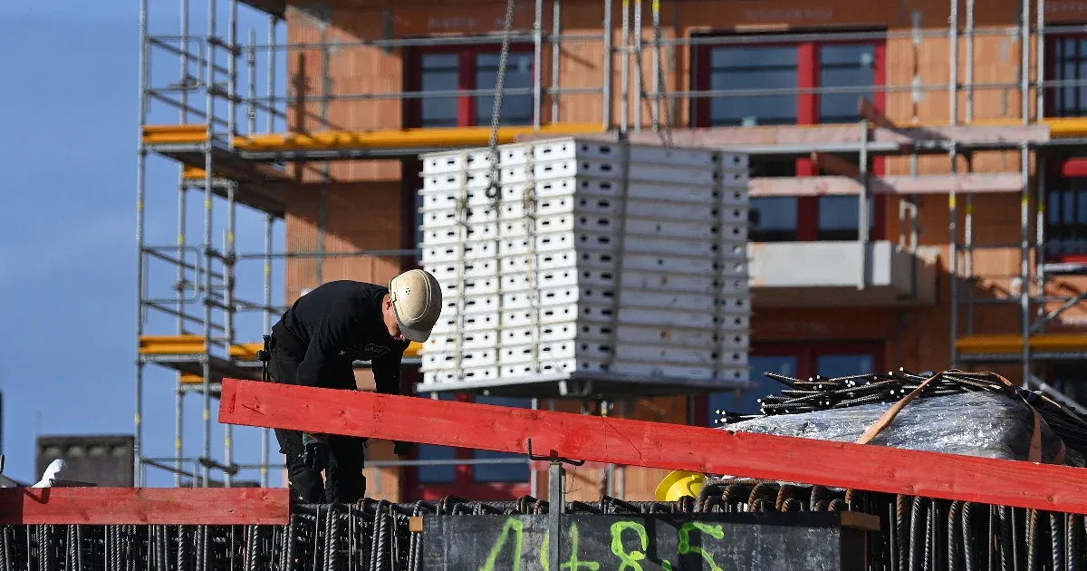 259 millió forintos építési csalás: börtönt kér az ügyészség a két vádlottra