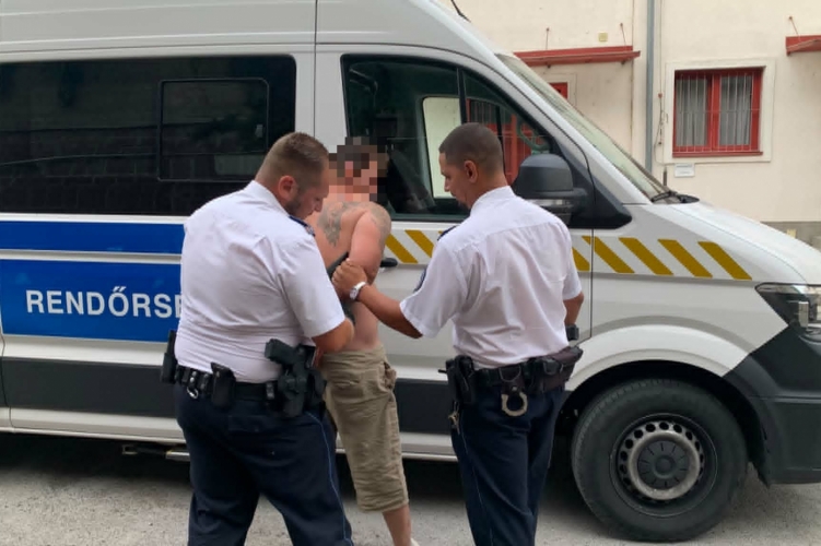 Kölesdi tanyán bujkáló szökevényt fogtak el a szekszárdi rendőrök