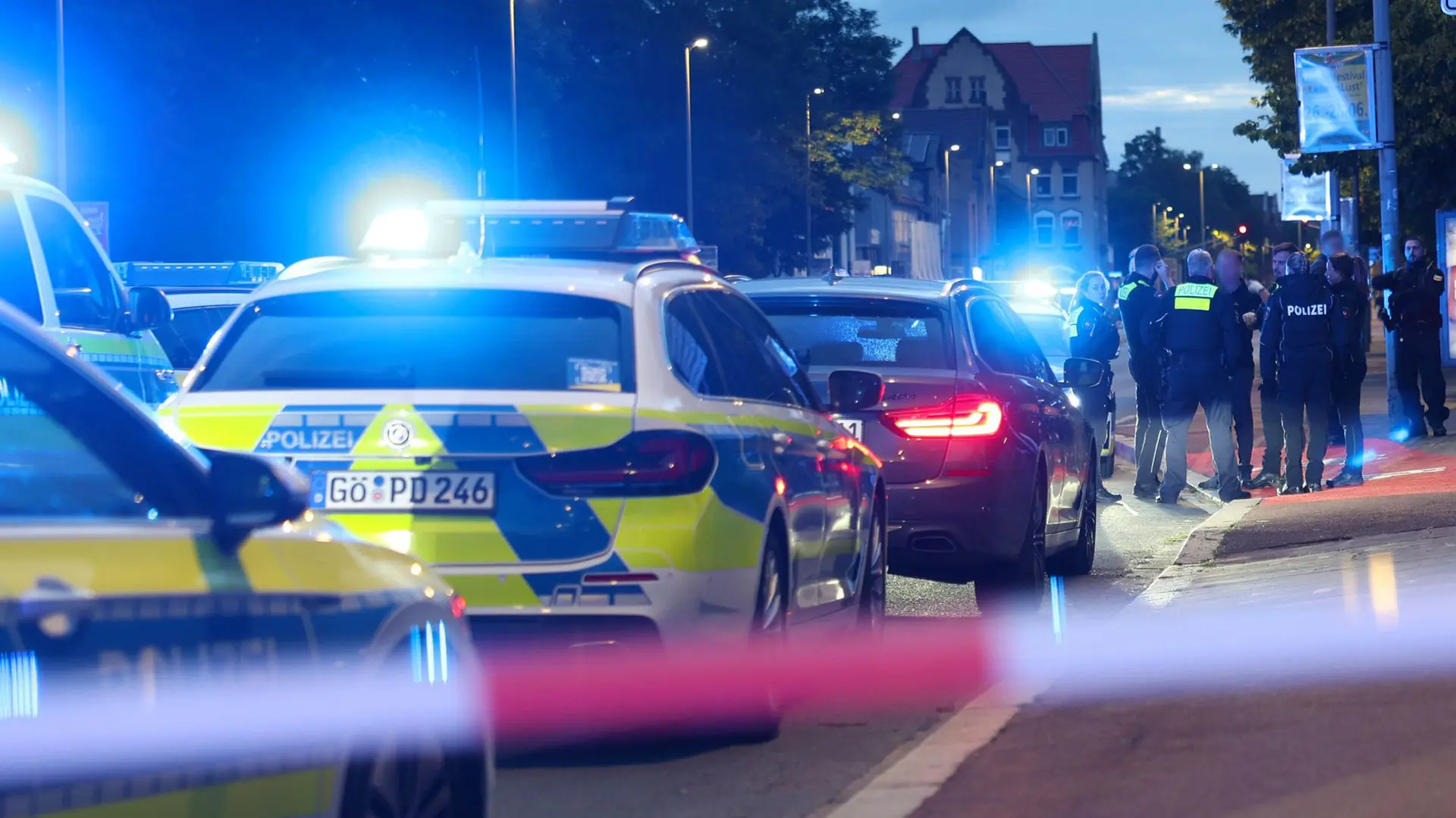 16-Jähriger stellt sich Polizei Göttingen nach Schuss auf Beamten