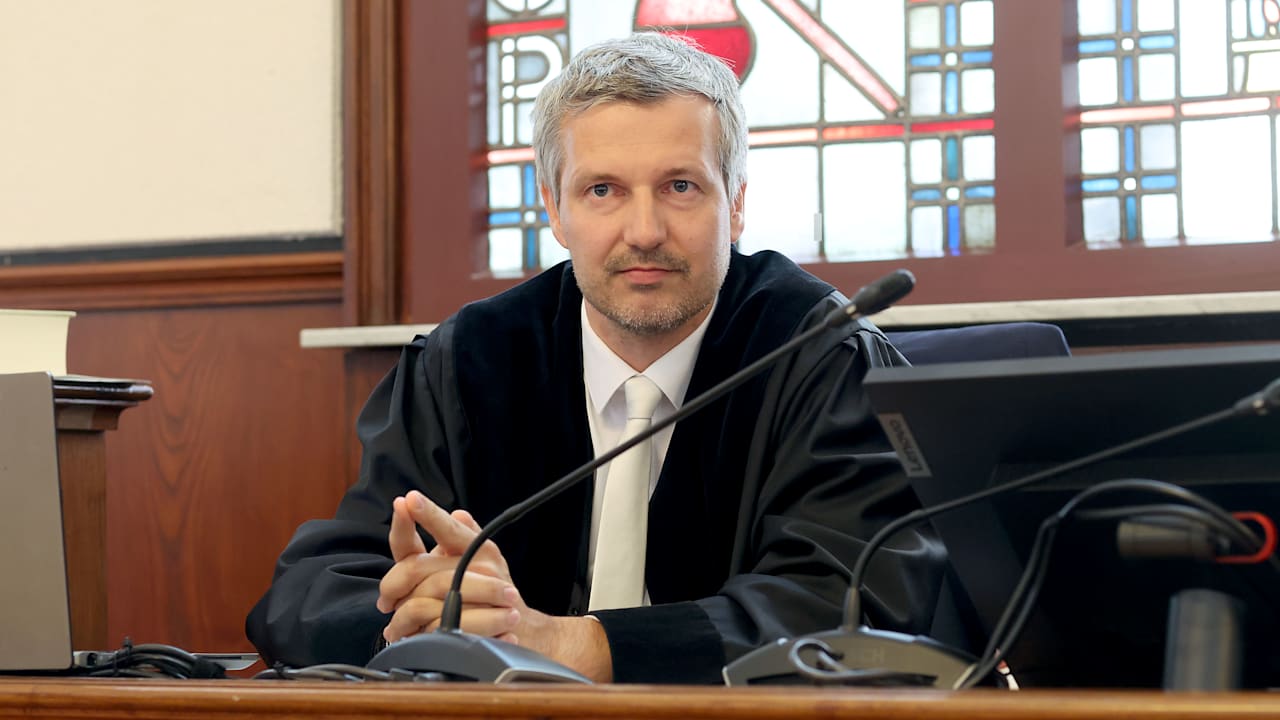 Zuschauer aus Dortmunder Gerichtssaal geworfen – Mädchen beschimpften Staatsanwalt