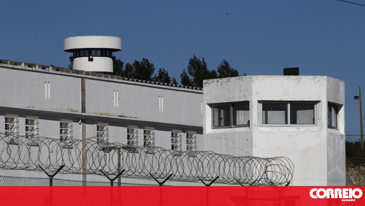 Mulher detida ao tentar introduzir haxixe na prisão de Caxias