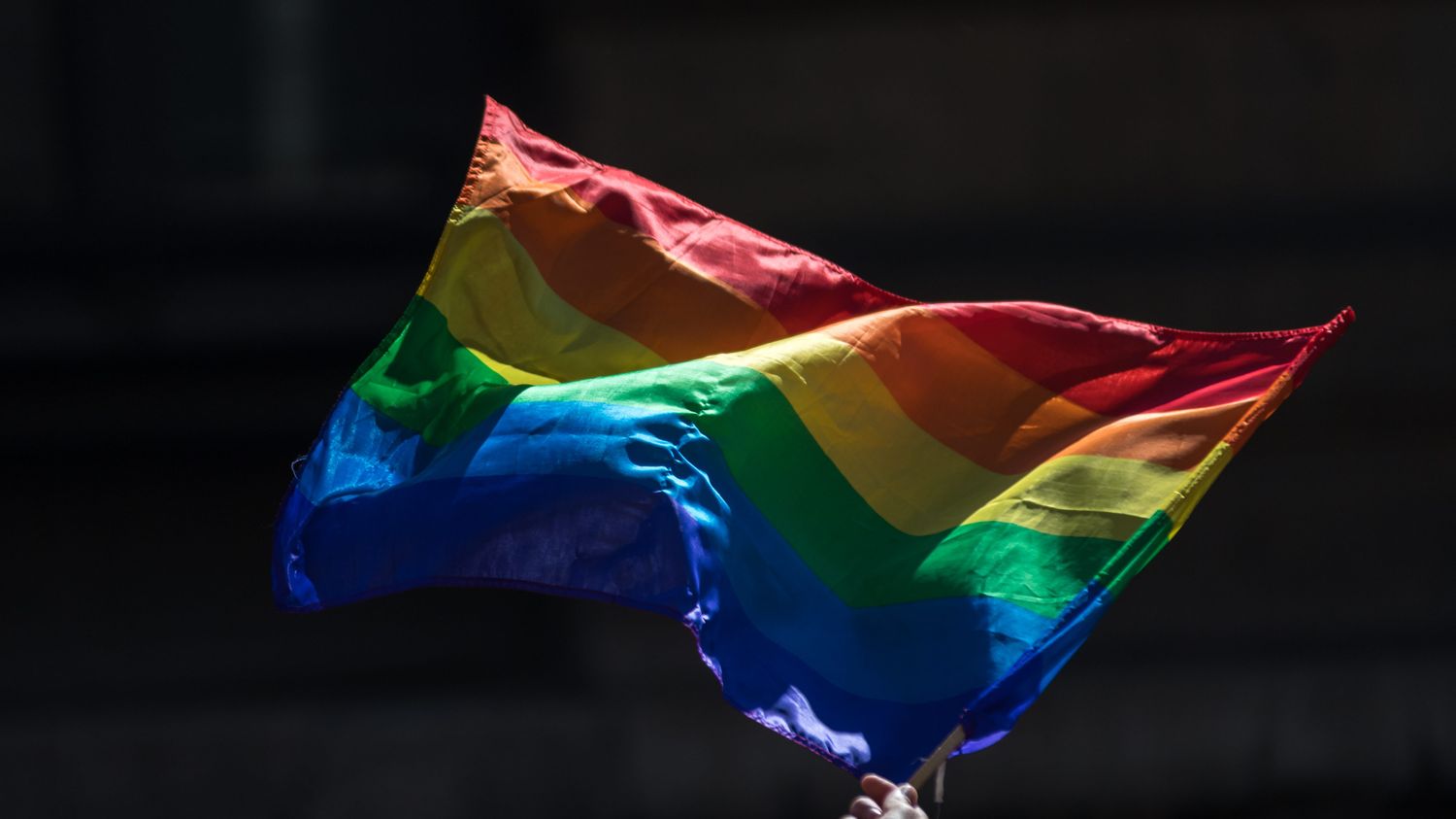 Guets-apens homophobes : un phénomène en hausse facilité par les applis de rencontre