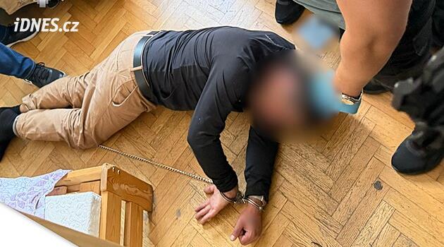 Polska policja zatrzymała podejrzanego o zabójstwo rysownika krytykującego Putina