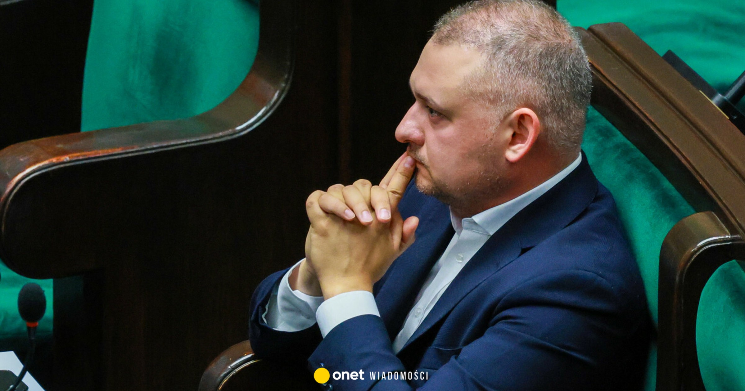Poseł KO Wojciech Król oskarżony o przyjęcie 1,5 mln zł łapówek