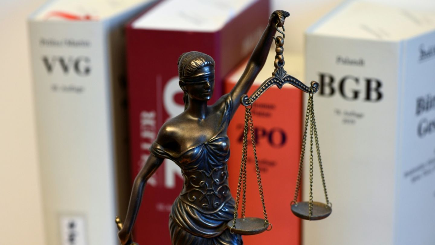 Mann nach Tötung der Ehefrau in NRW zu lebenslanger Freiheitsstrafe verurteilt