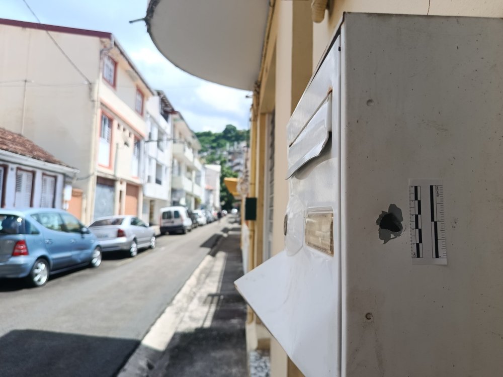 Un adolescent de 18 ans abattu par balles aux Terres-Sainville