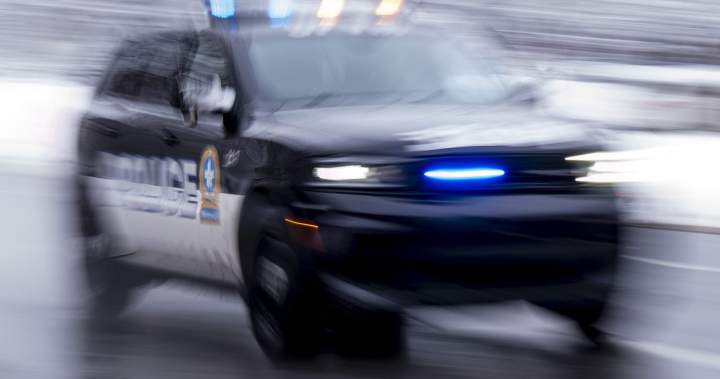 Suspect de vol arrêté après avoir dérobé une voiture de police à Montréal