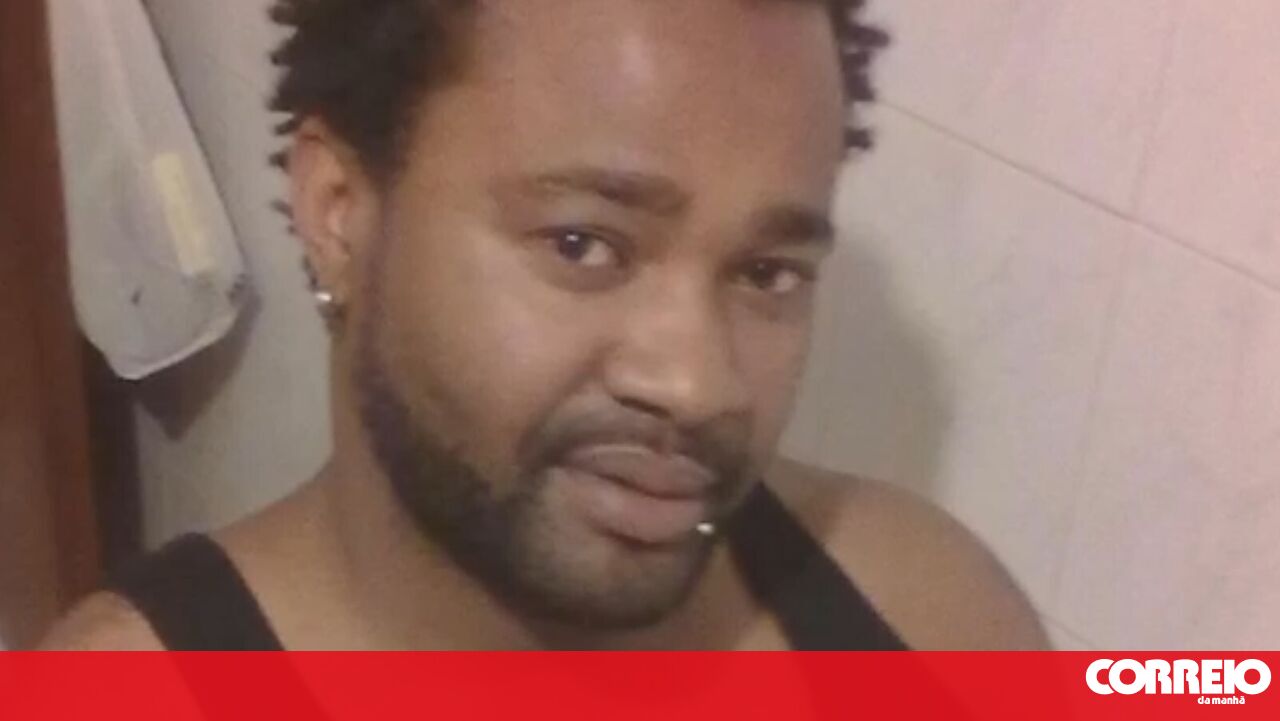 Agente da PSP que matou Odair Moniz mantém-se suspenso de funções